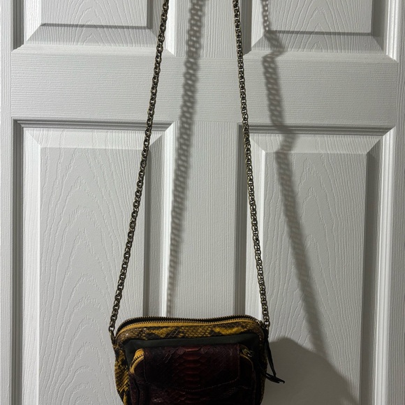 Clari’s Virot python - Picture 4 of 5